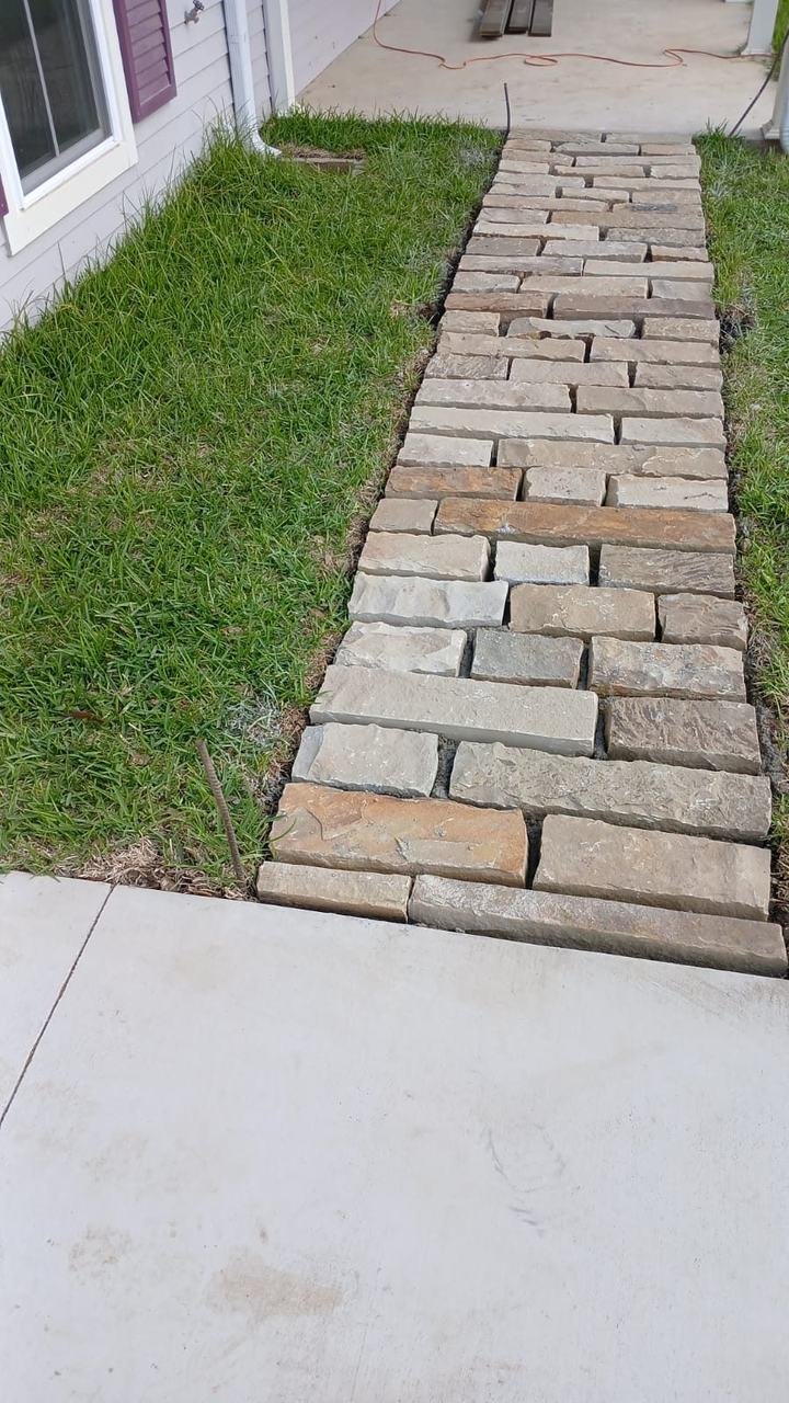 Flagstone walkway at a front entry near Fayetteville, TX